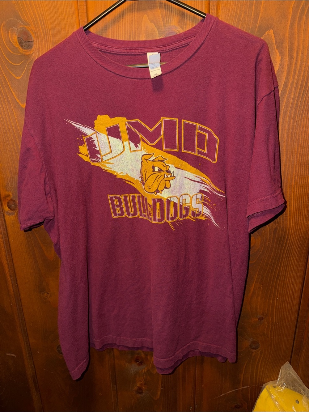 Tultex Maroon UMD Bulldogs Graphic Tee Duluth, MN